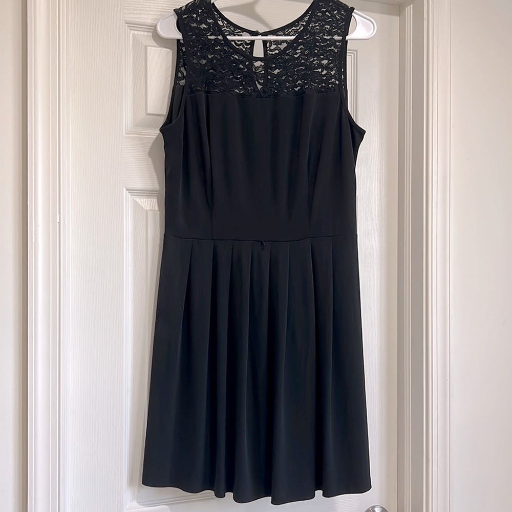 Black lace dress